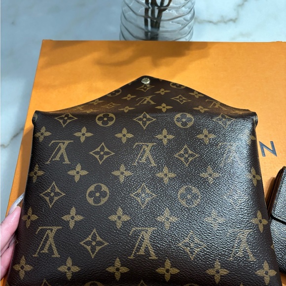 SOLD—ouis Vuitton Kirigami rfid & vintage wallet bundle🖤🖤 - Picture 9 of 14